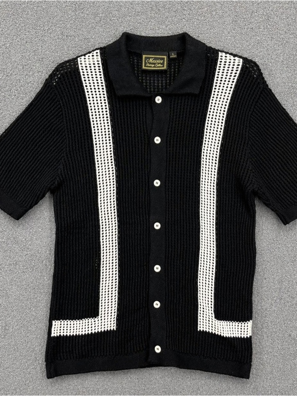 Massive Luxury Edition Men's Black And White Sweater Size Lg